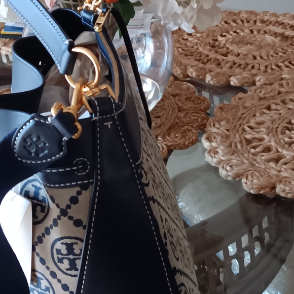 Tory Burch Blue and Grey Ish Shoulder Bag NWT" - Picture 4 of 7